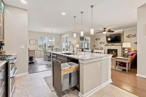 Kitchen - 5128 Stockyard Loop, Myrtle Beach, SC 29588 photo 12 of 15