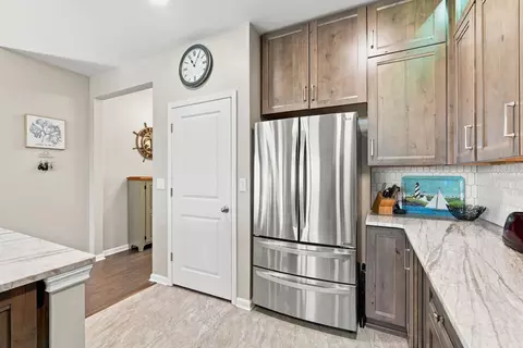 Kitchen - 5128 Stockyard Loop, Myrtle Beach, SC 29588 photo 10 of 15
