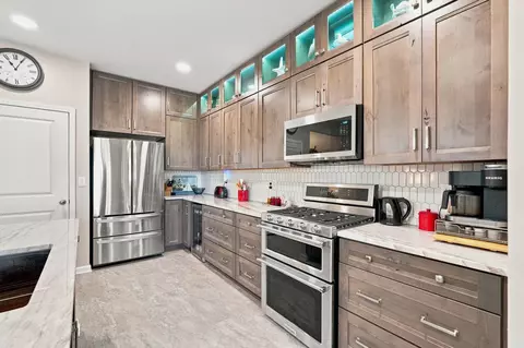 Kitchen - 5128 Stockyard Loop, Myrtle Beach, SC 29588 photo 3 of 15