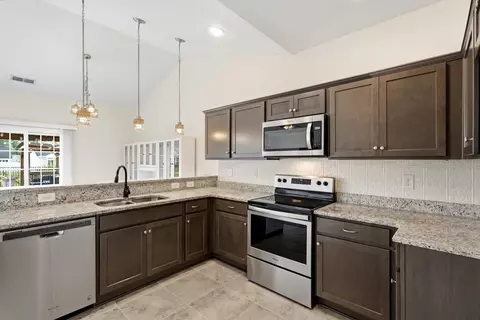 Kitchen - 154 Springtide Dr, Conway, SC 29527 photo 2 of 3