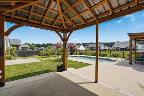 Exterior - 154 Springtide Dr, Conway, SC 29527 photo 4 of 10