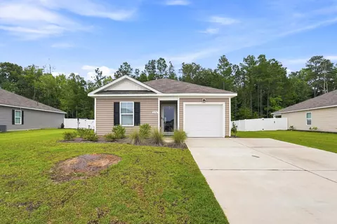 276 Country Grove Way, Galivants Ferry, SC 29544