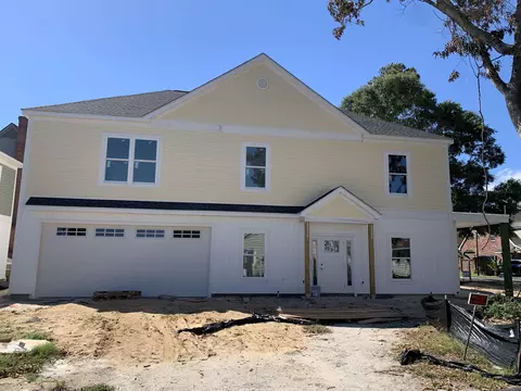 935 Edge Dr, North Myrtle Beach, SC 29582