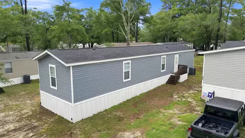 4603 Pelican St, North Myrtle Beach, SC 29582