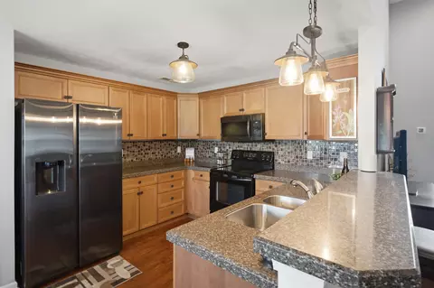 Kitchen - 374 Barton Loop, Myrtle Beach, SC 29579 photo 5 of 6
