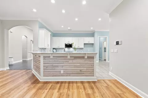 Kitchen - 104 Copper Leaf Dr, Myrtle Beach, SC 29588 photo 4 of 6