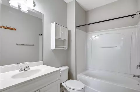 Bath - 302 Kiskadee Loop UNIT B, Conway, SC 29526 photo 1 of 2