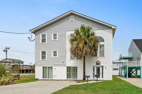 212 56th Ave N, North Myrtle Beach, SC 29582