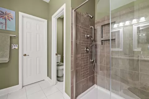 Bath - 606 Botany Loop #121B, Murrells Inlet, SC 29576 photo 2 of 3