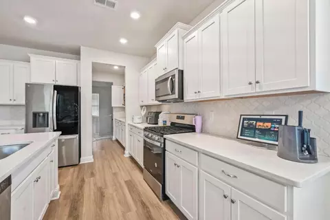 Kitchen - 1008 Beechfield Ct, Conway, SC 29526 photo 1 of 3