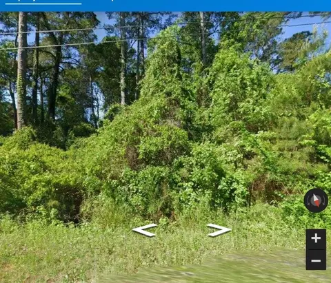 683 Waverly Rd, Pawleys Island, SC 29585