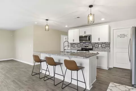 Kitchen - 901 Corn Husk Loop, Conway, SC 29527 photo 1 of 6