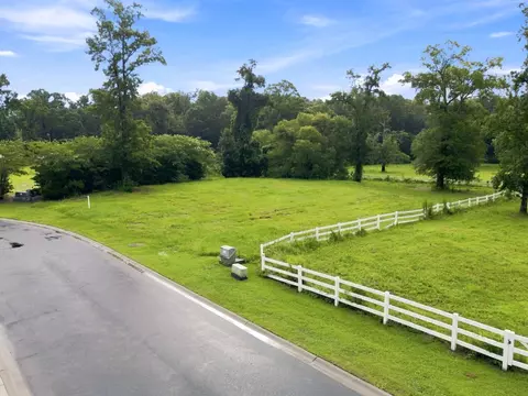 107 Triple Crown Ct, Myrtle Beach, SC 29588