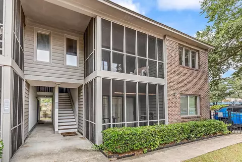 513 38th Ave N #201, Myrtle Beach, SC 29577