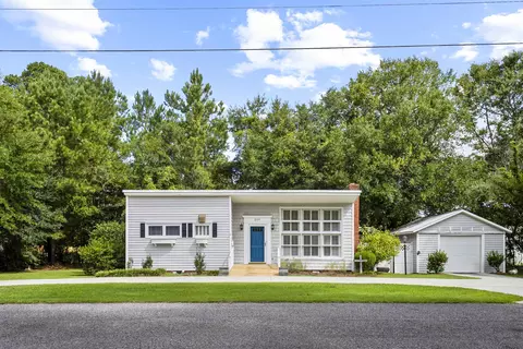 Exterior - 209 Melrose Ave, Mullins, SC 29574 photo 11 of 11