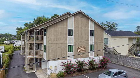 603 Wagon Wheel Rd #201, Myrtle Beach, SC 29572