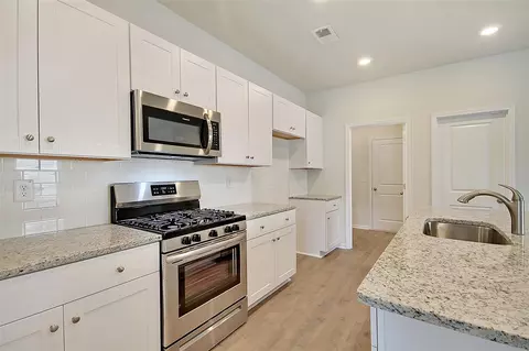Kitchen - 1265 Patchouli Dr, Longs, SC 29568 photo 4 of 4