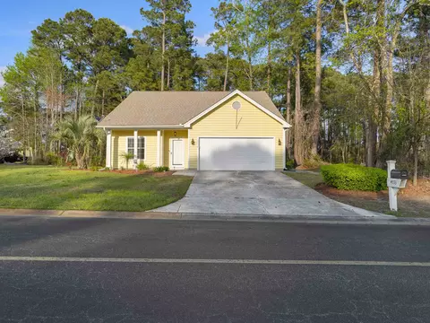 4533 Greenbriar Dr, Little River, SC 29566