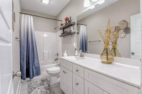 Bath - 669 Pacific Commons Dr, Surfside Beach, SC 29575 photo 5 of 5