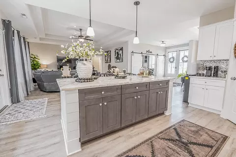 Kitchen - 669 Pacific Commons Dr, Surfside Beach, SC 29575 photo 6 of 8