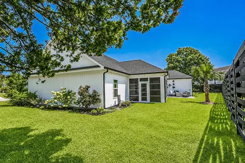 Exterior - 669 Pacific Commons Dr, Surfside Beach, SC 29575 photo 10 of 10
