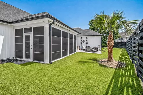 Exterior - 669 Pacific Commons Dr, Surfside Beach, SC 29575 photo 9 of 10