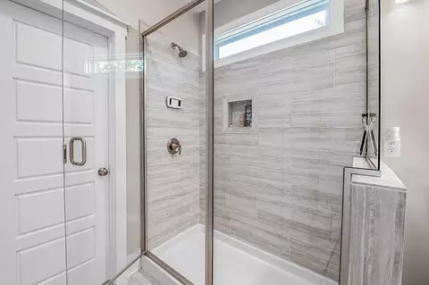 Bath - 669 Pacific Commons Dr, Surfside Beach, SC 29575 photo 2 of 5