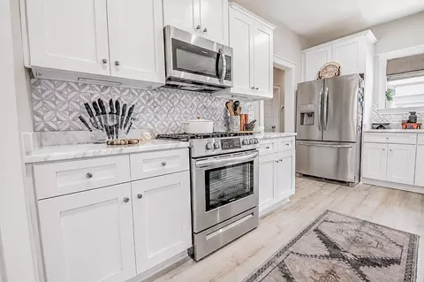 Kitchen - 669 Pacific Commons Dr, Surfside Beach, SC 29575 photo 4 of 8
