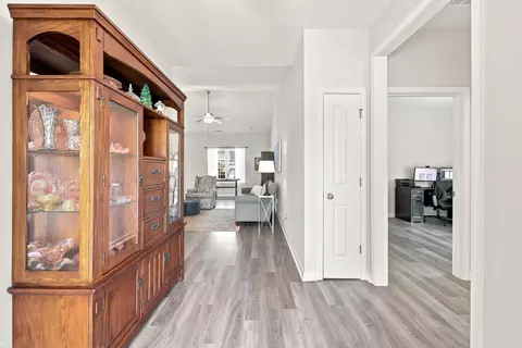 Entry Way - 457 Rycola Cir, Surfside Beach, SC 29575 photo 2 of 3