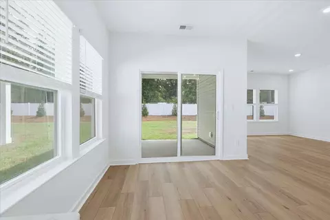 Living - 178 Black Oak Rd, Georgetown, SC 29440 photo 1 of 3