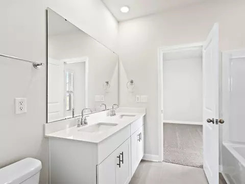 Bath - 168 Black Oak Rd, Georgetown, SC 29440 photo 5 of 7