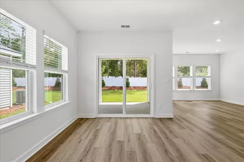Living - 168 Black Oak Rd, Georgetown, SC 29440 photo 3 of 4