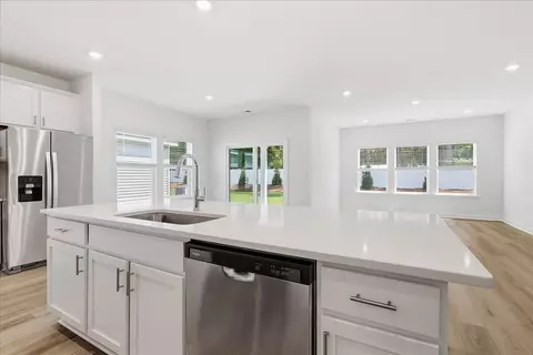 Kitchen - 168 Black Oak Rd, Georgetown, SC 29440 photo 5 of 11