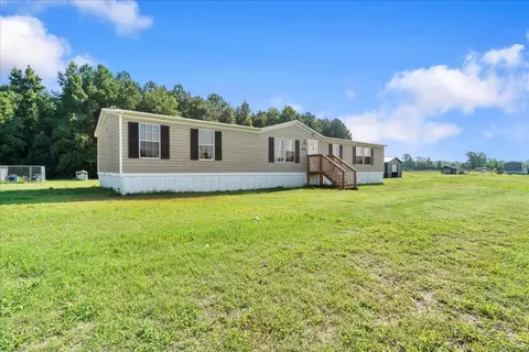 10026 Hardwick Rd, Nichols, SC 29581
