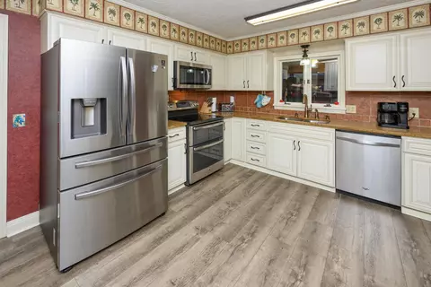 Kitchen - 219 Misty Pine Dr, Surfside Beach, SC 29575 photo 1 of 7