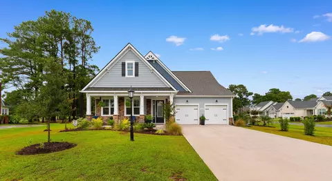 1425 N Middleton Dr NW, Calabash, NC 28467
