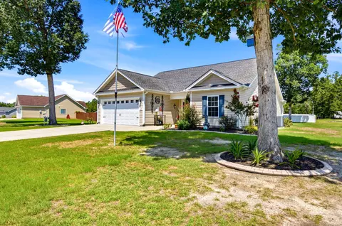 127 Clearwind Ct, Galivants Ferry, SC 29544