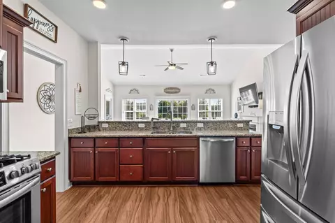 Kitchen - 255 Copperwood Loop, Conway, SC 29526 photo 5 of 5