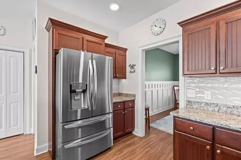 Kitchen - 255 Copperwood Loop, Conway, SC 29526 photo 4 of 5
