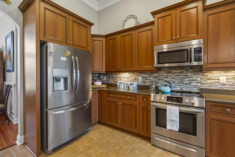 Kitchen - 906 Anson Ct, Surfside Beach, SC 29575 photo 4 of 5