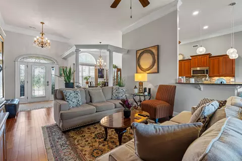 Entry Way - 906 Anson Ct, Surfside Beach, SC 29575 photo 3 of 5