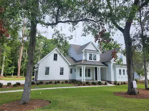 231 Tuckers Rd, Pawleys Island, SC 29585