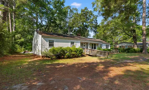 411 E Leitner St, Latta, SC 29565