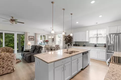 Kitchen - 205 Juniata Loop, Little River, SC 29566 photo 4 of 6