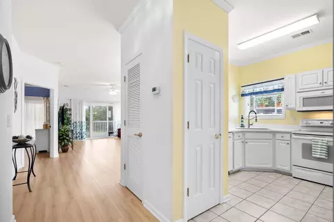 Entry Way - 750 Charter Dr #E-5, Longs, SC 29568 photo 4 of 6