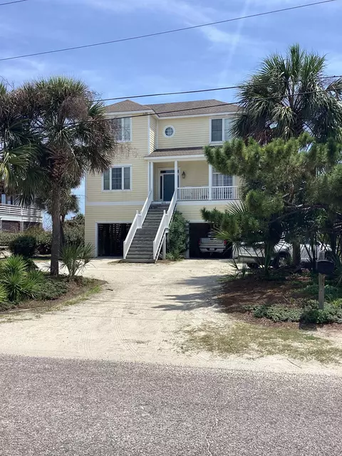 431 Norris Dr, Pawleys Island, SC 29585
