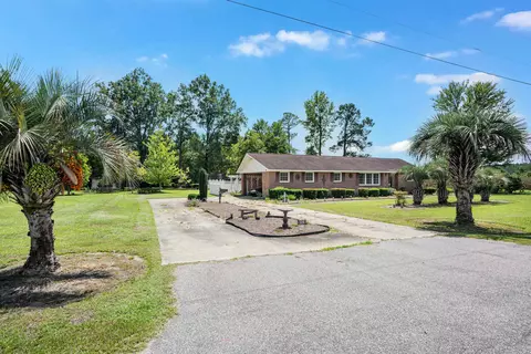 948 Whispering Pines Rd, Johnsonville, SC 29555
