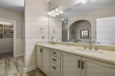 Bath - 617 Evers Loop, Myrtle Beach, SC 29575 photo 3 of 7