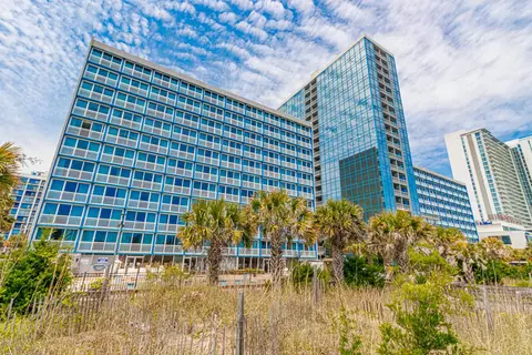 1304 N Ocean Blvd #302, Myrtle Beach, SC 29577