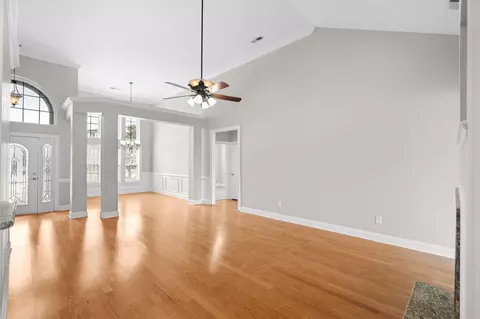 Living - 970 Shipmaster Ave, Myrtle Beach, SC 29579 photo 4 of 9